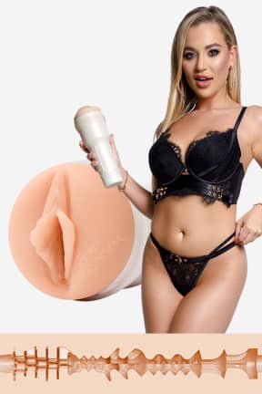 Fleshlight Girls Blake Blossom Bombshell - Bring den blonde bombe Blake Blossom hjem med denne nøjagtige kopi af hendes vagina! Det stramme, unikt teksturerede interiør vil få dig til at eksplodere af fornøjelse.