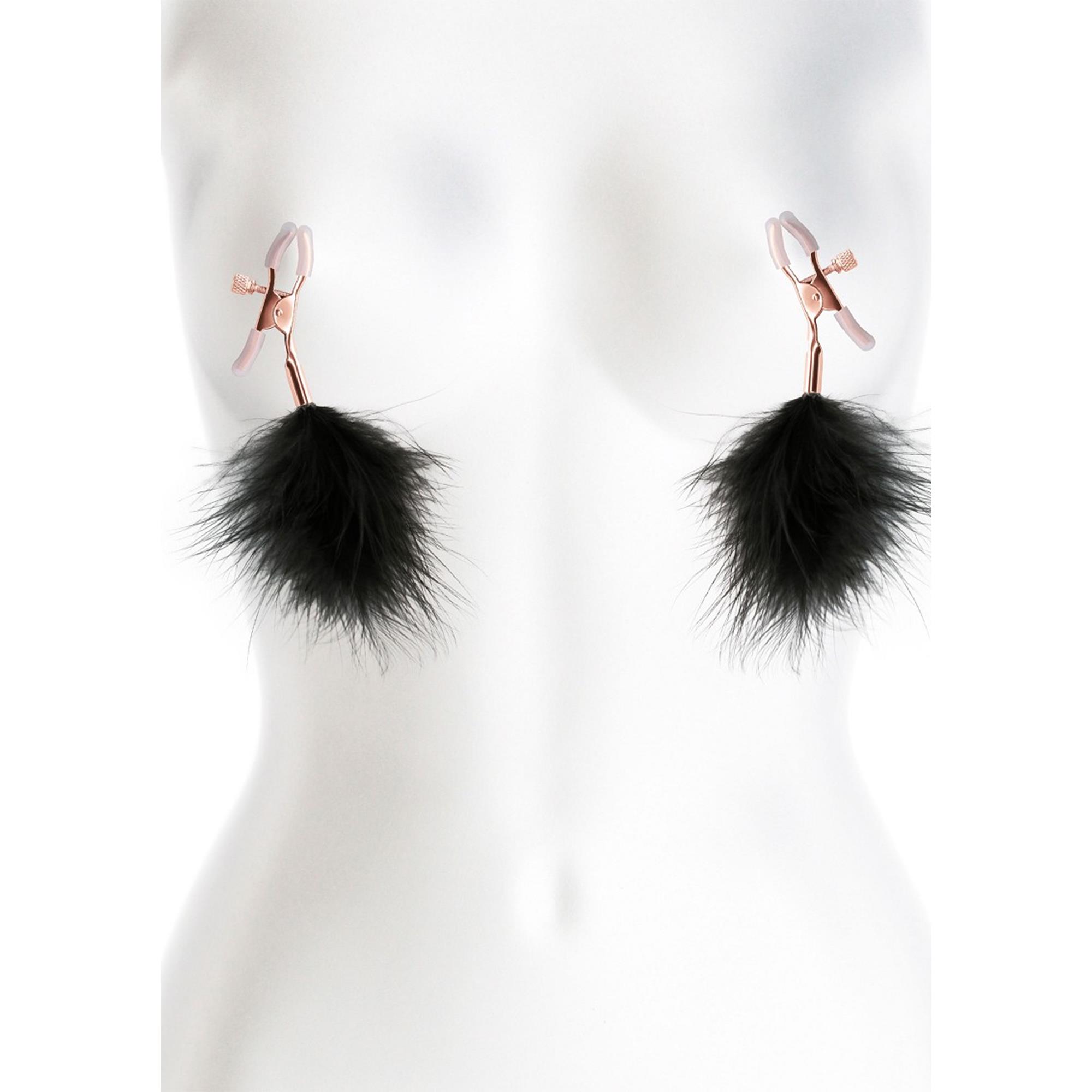 Brug Nipple Clamps F1 Feather Black til en forbedret oplevelse